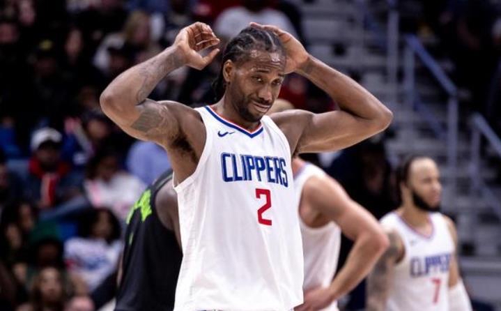 九游官网-里程碑夜布莱顿手感冰凉，CBA季后赛国际比赛日刷纪录，信心回归，年轻球员得到机会